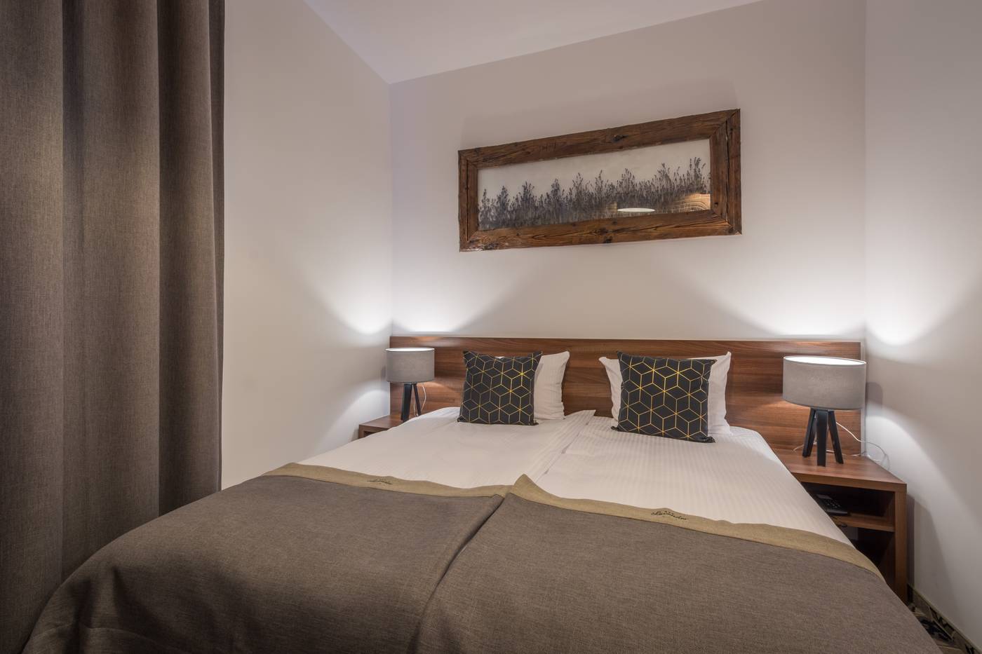 Hotel-Lavender-Room-47