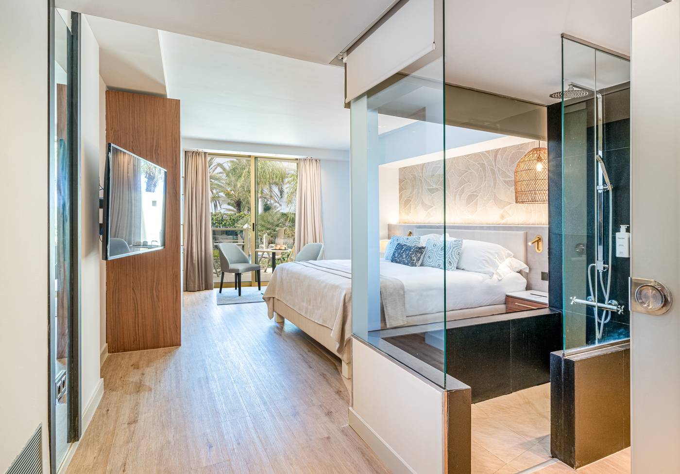 Hotel-Sir-Anthony-Room-18