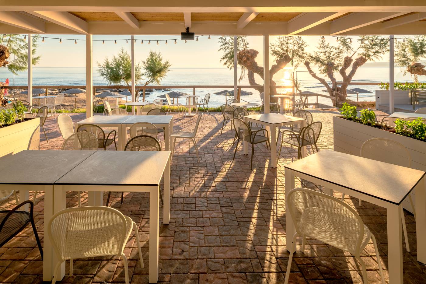 Iolida-Beach-Restaurant-48