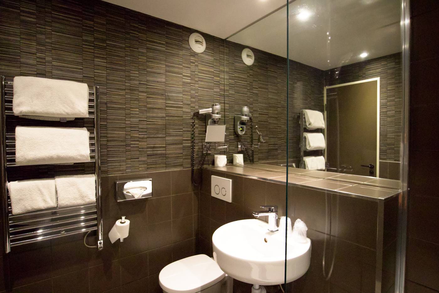 Appia-La-Fayette-Room-46