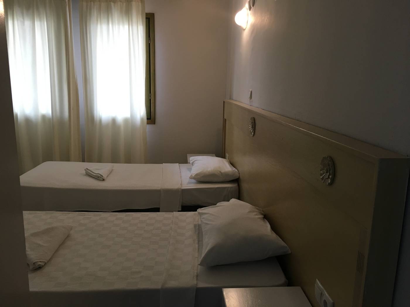 Tropic-Marina-Room-36