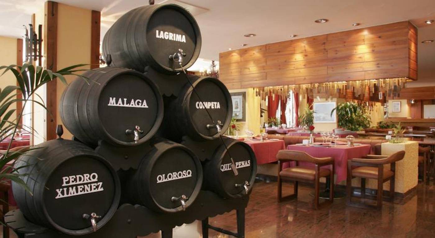 Bajondillo-Restaurant-44