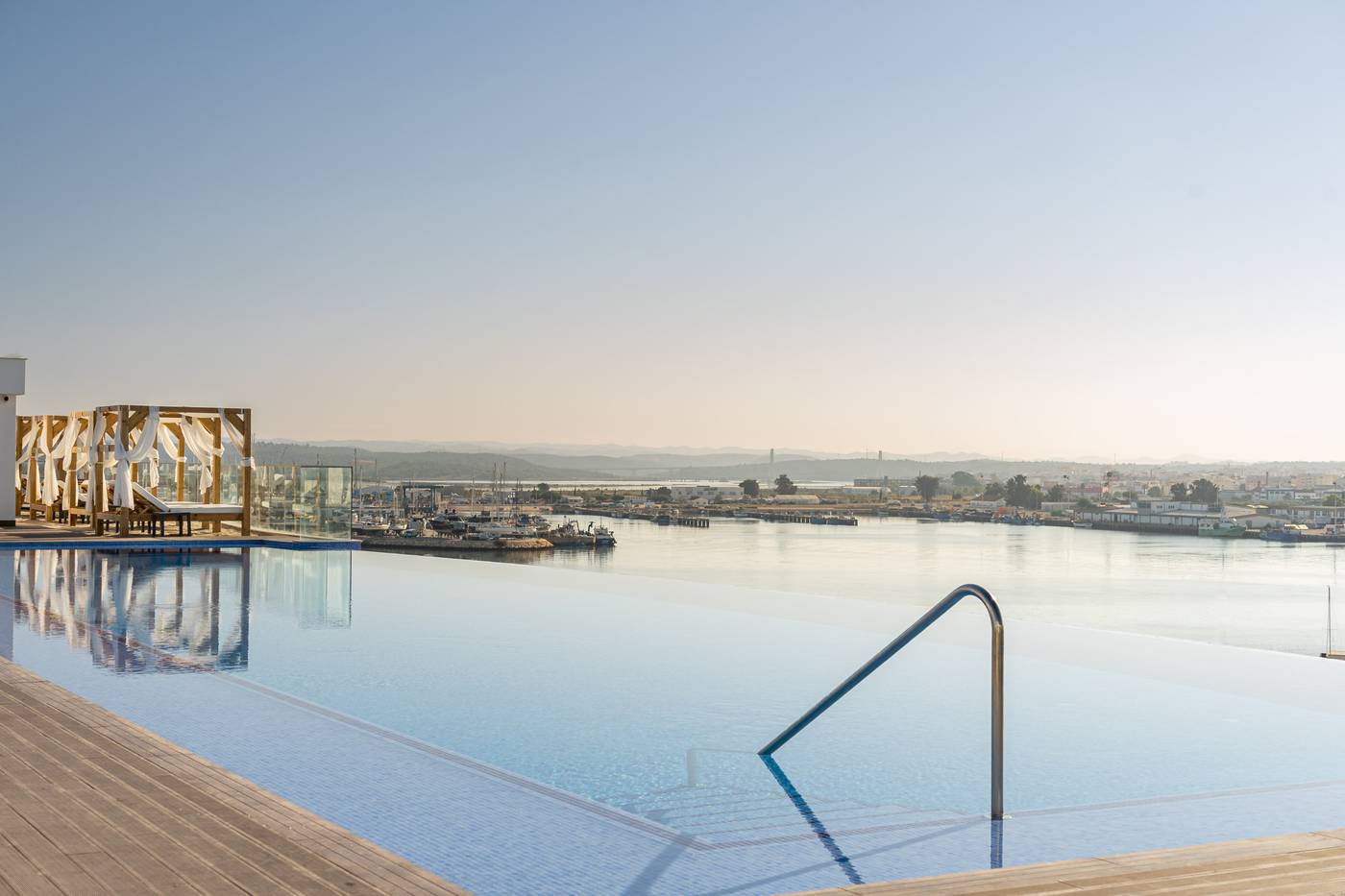 Jupiter-Marina-Hotel---Couples---Spa--Adults-Only--Terrace-2