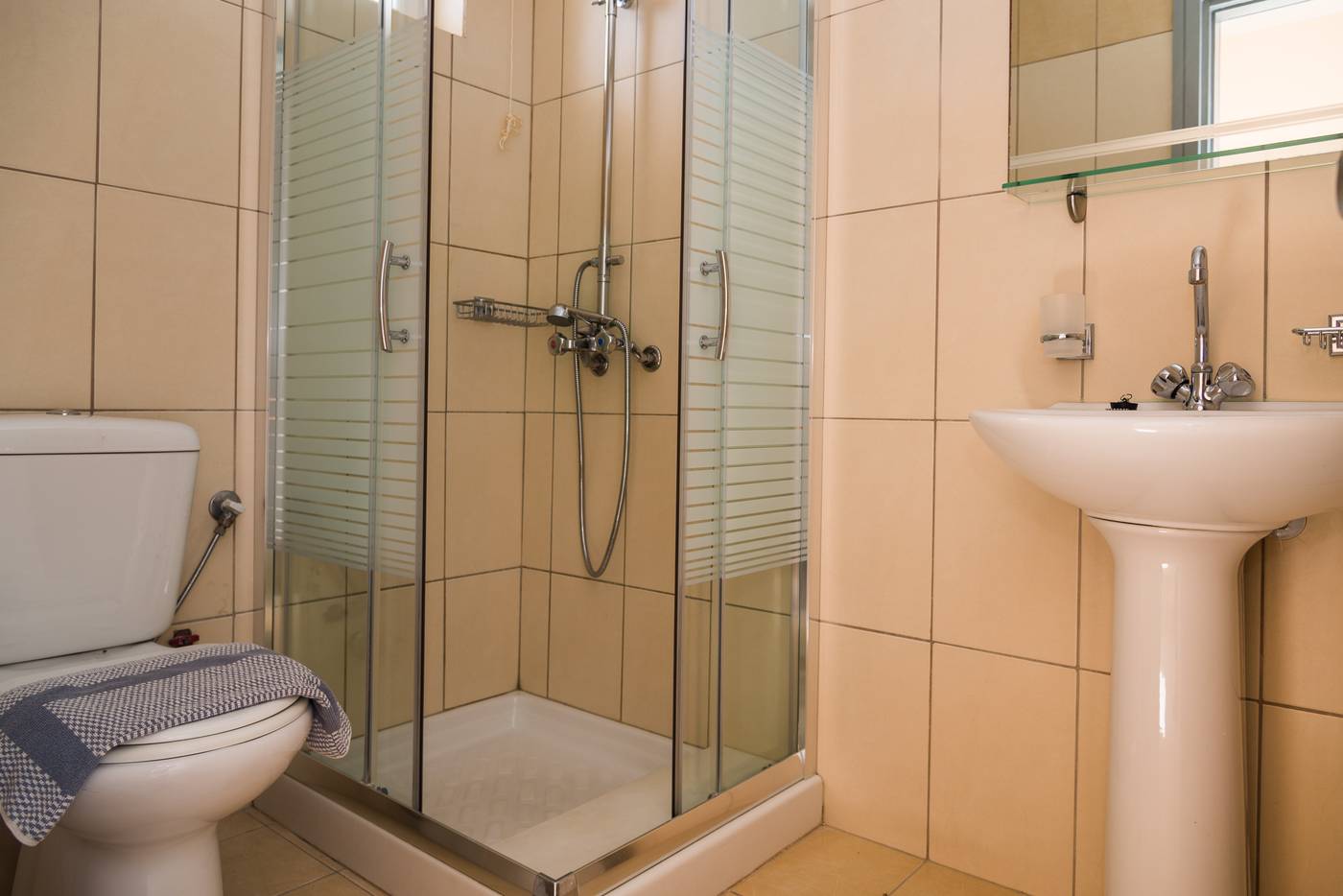 Macedonia-Room-38