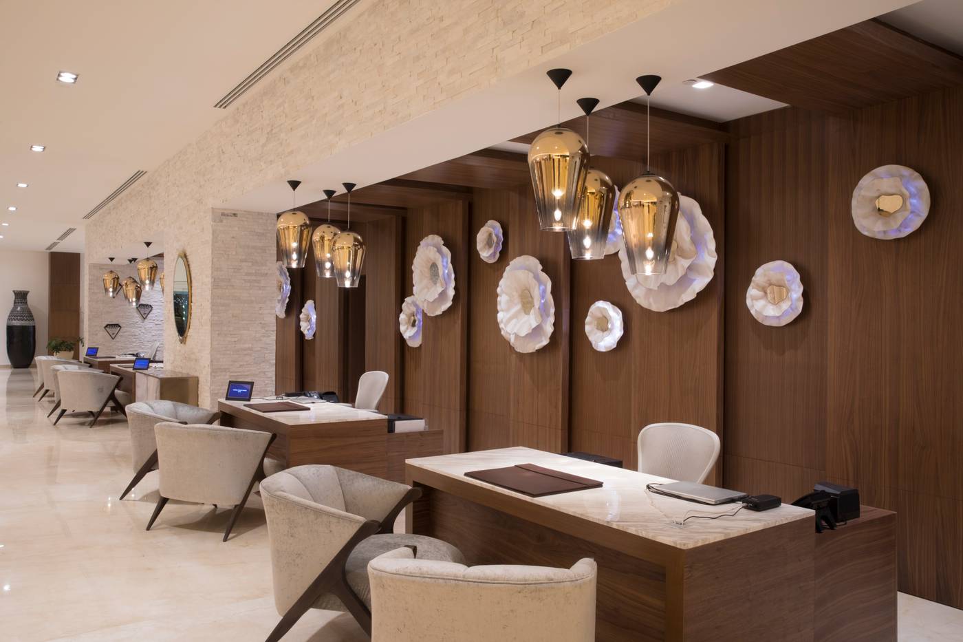 Le-Blanc-Spa-Resort-Lobby-44