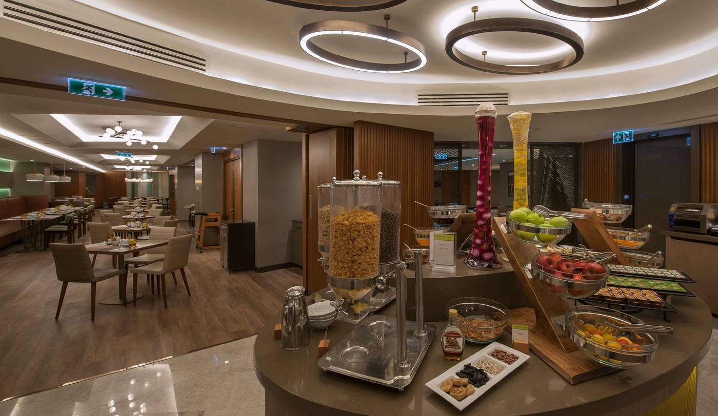 Doubletree-By-Hilton-Istanbul-Sirkeci-Restaurant-54