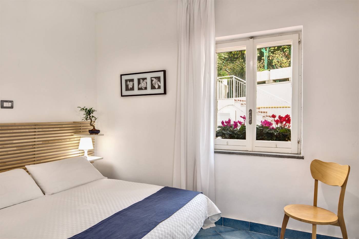 Gocce-Di-Capri--Residence-Room-10