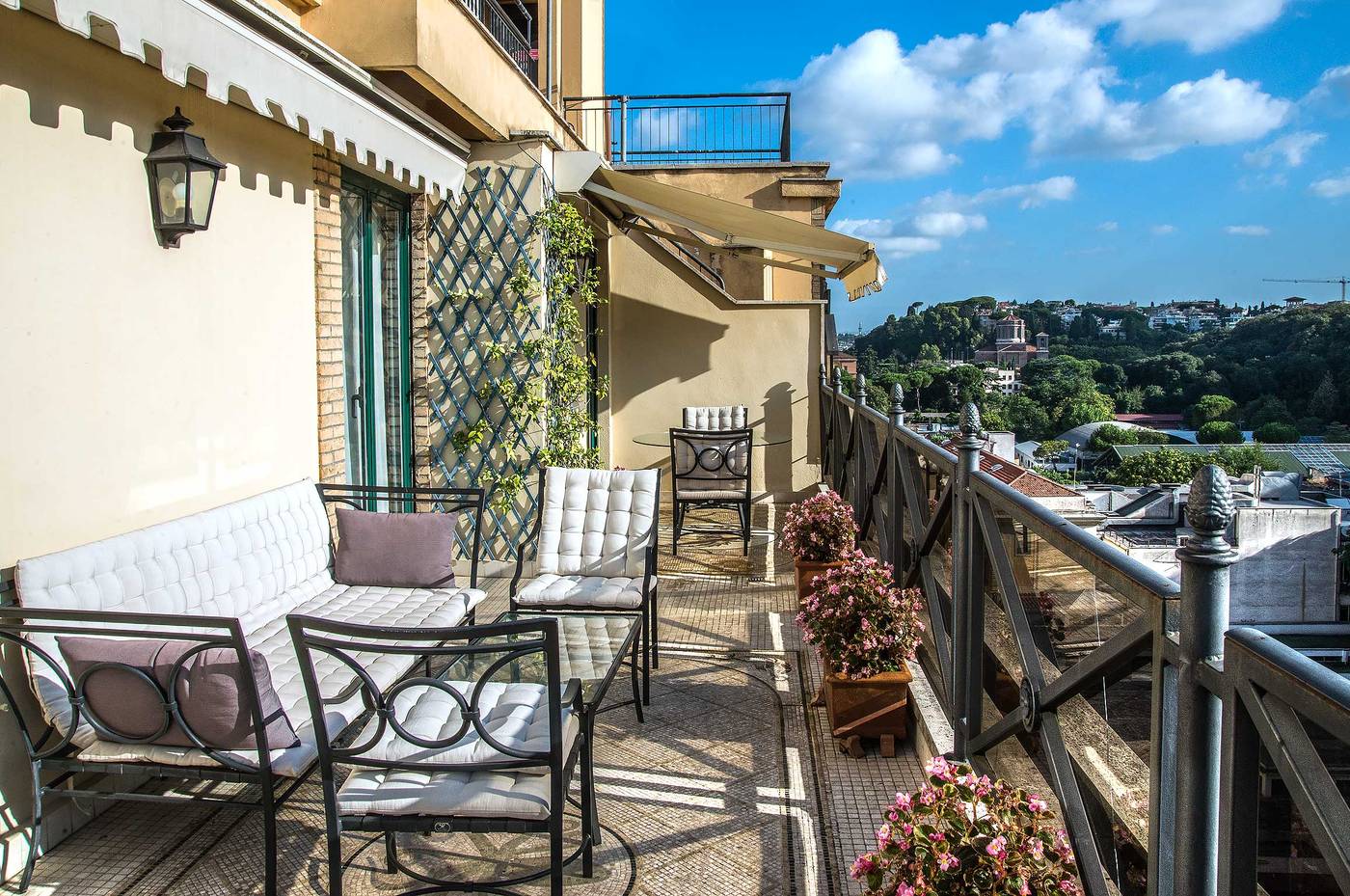 Hotel-River-Palace-Room-68