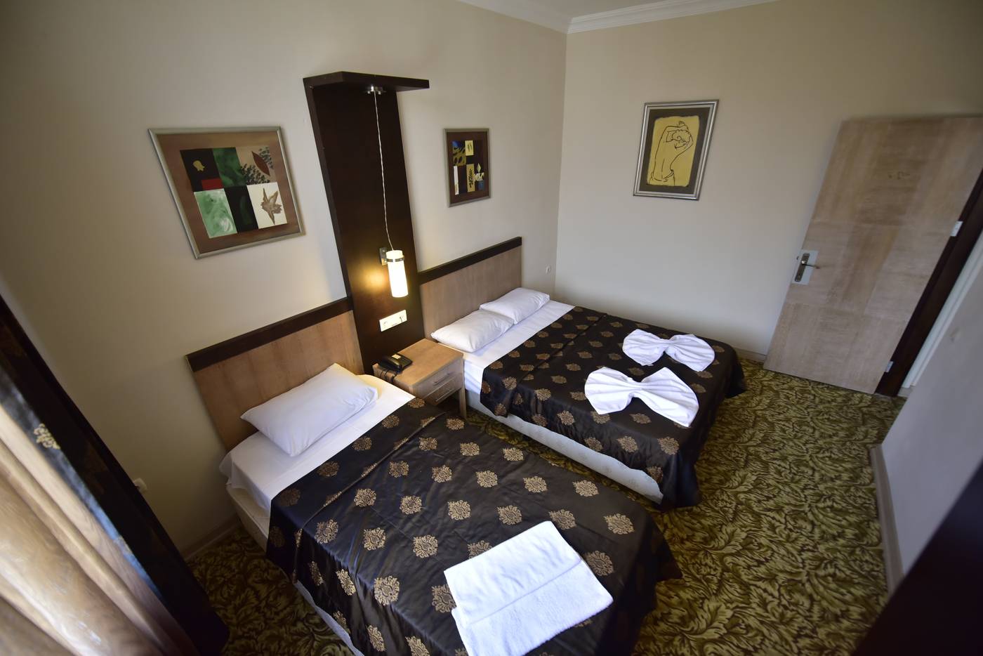 Hotel-Topkapi-Room-43