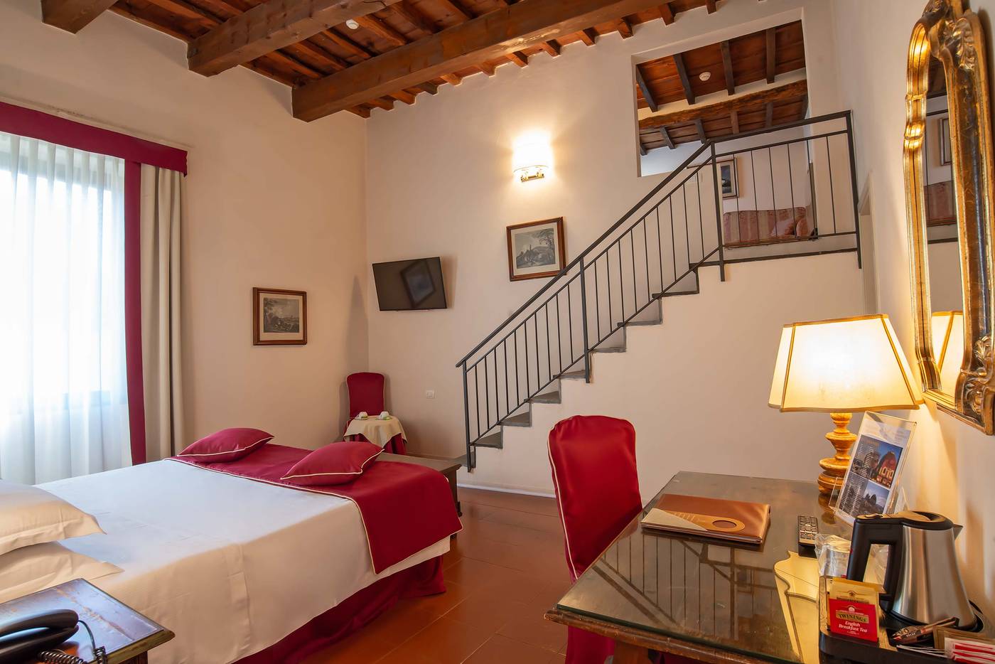 Machiavelli-Palace-Room-9