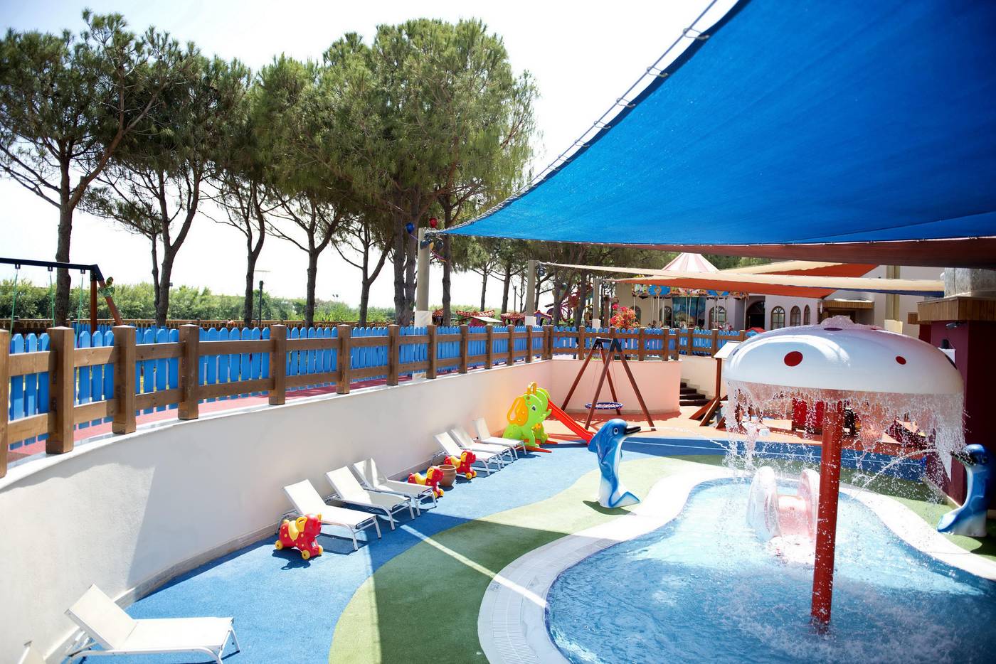 Xanadu-Resort-Pool-62