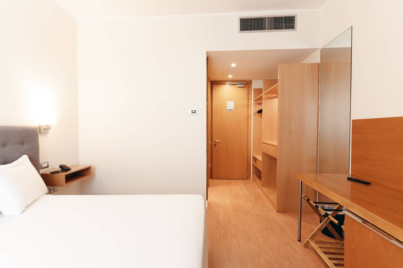 Hotel Excelsior Bari-Italy-BARI -Room-10