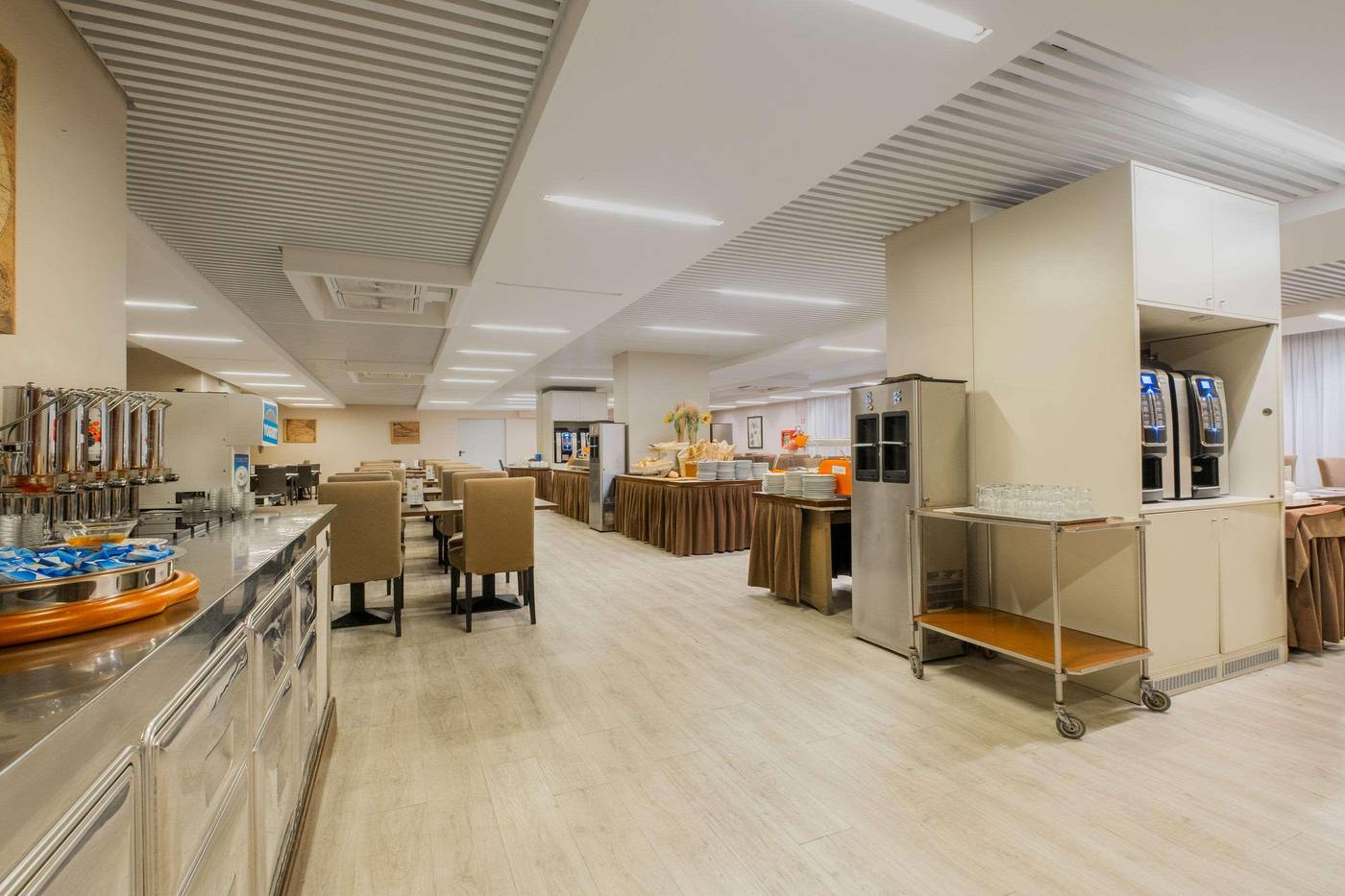 Hotel-Delfino-Restaurant-49