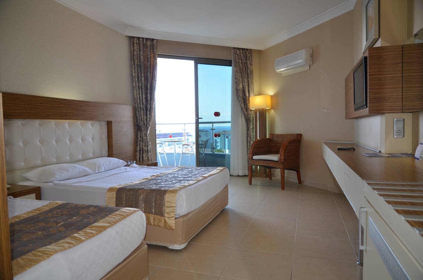 Grand-Zaman-Garden-Hotel-Room-25