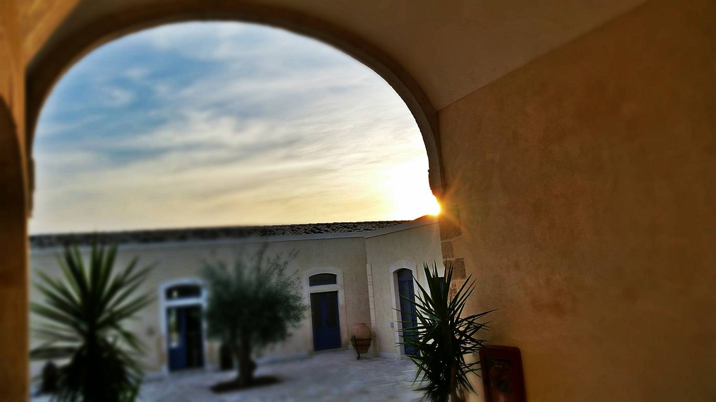 Masseria della-Volpe-Italy-NOTO-General view-1