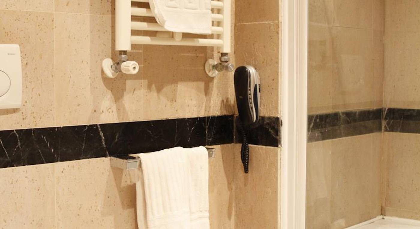 Boutique-Hotel-Trevi-Room-12