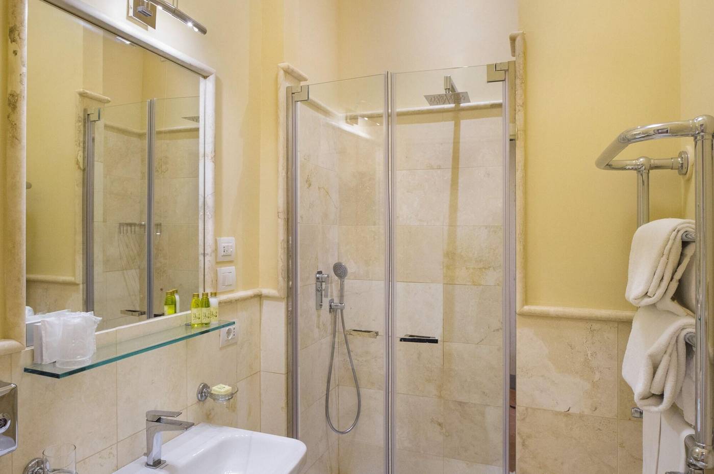 Pensione-Palazzo-Ravizza-Room-28