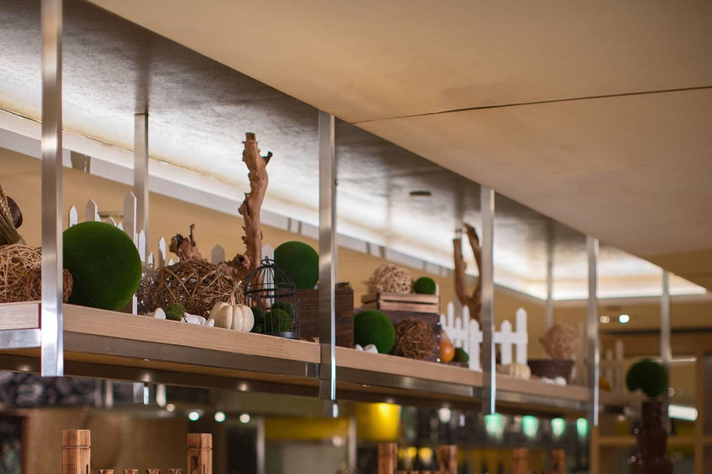 Renaissance-Hong-Kong-Harbour-View-Hotel-Restaurant-26