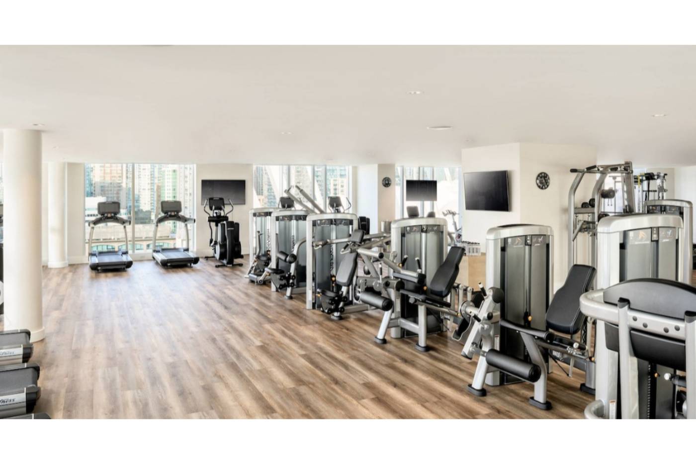 JW-Marriott-parq-Vancouver-Sports-and-Entertainment-71