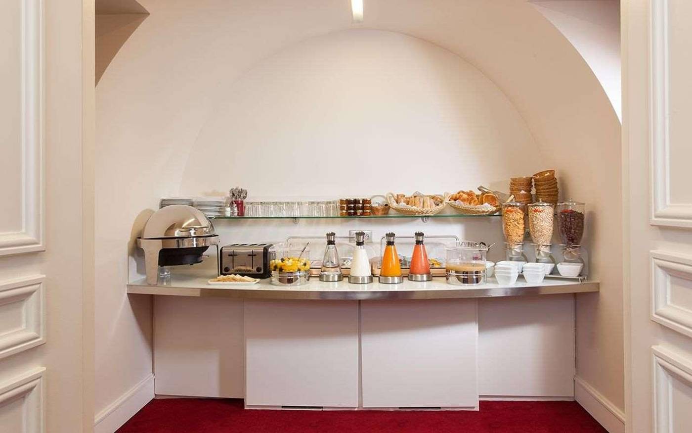 Hotel-Sleeping-Belle-Restaurant-56