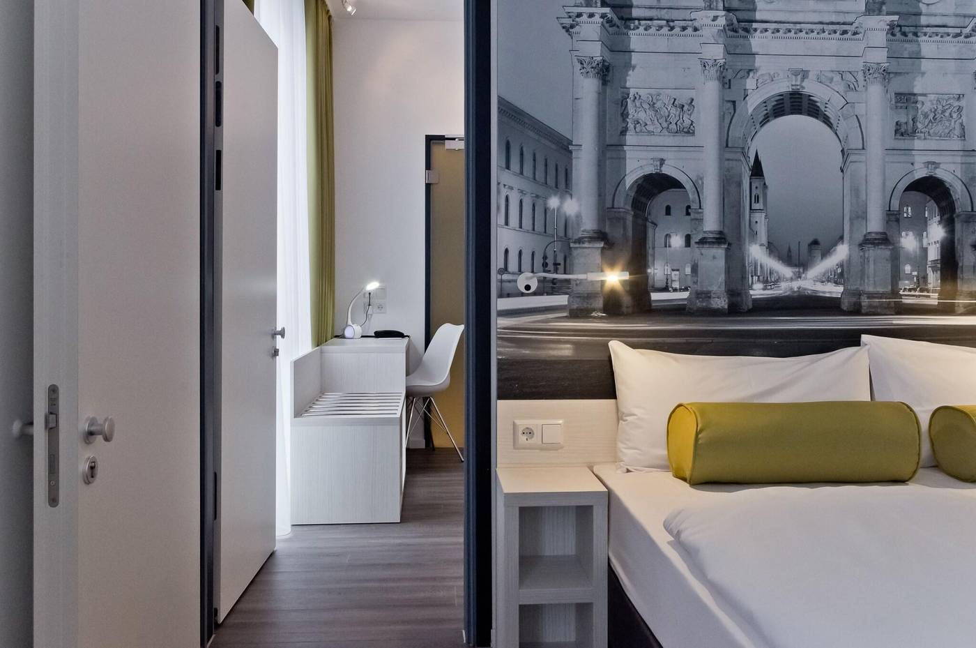 Super-8-Munich-City-West-Room-32