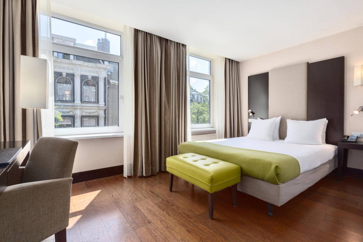 NH-Amsterdam-Centre-Room-37