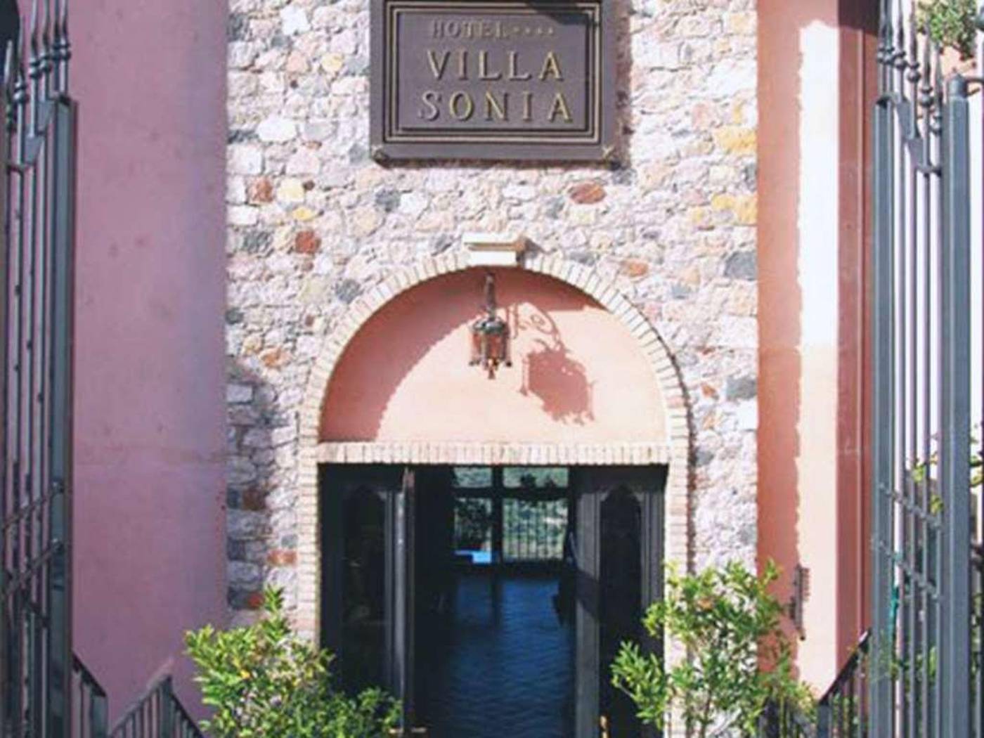 Hotel Villa Sonia-Italy-Castelmola-General view-4