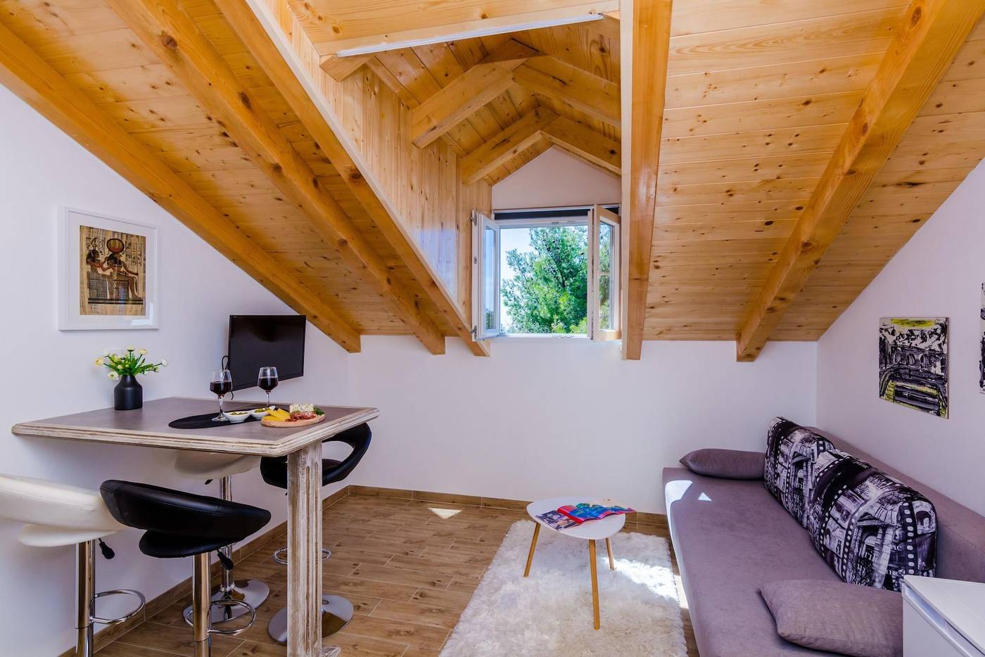 Guest-House-Nikolina-Room-40