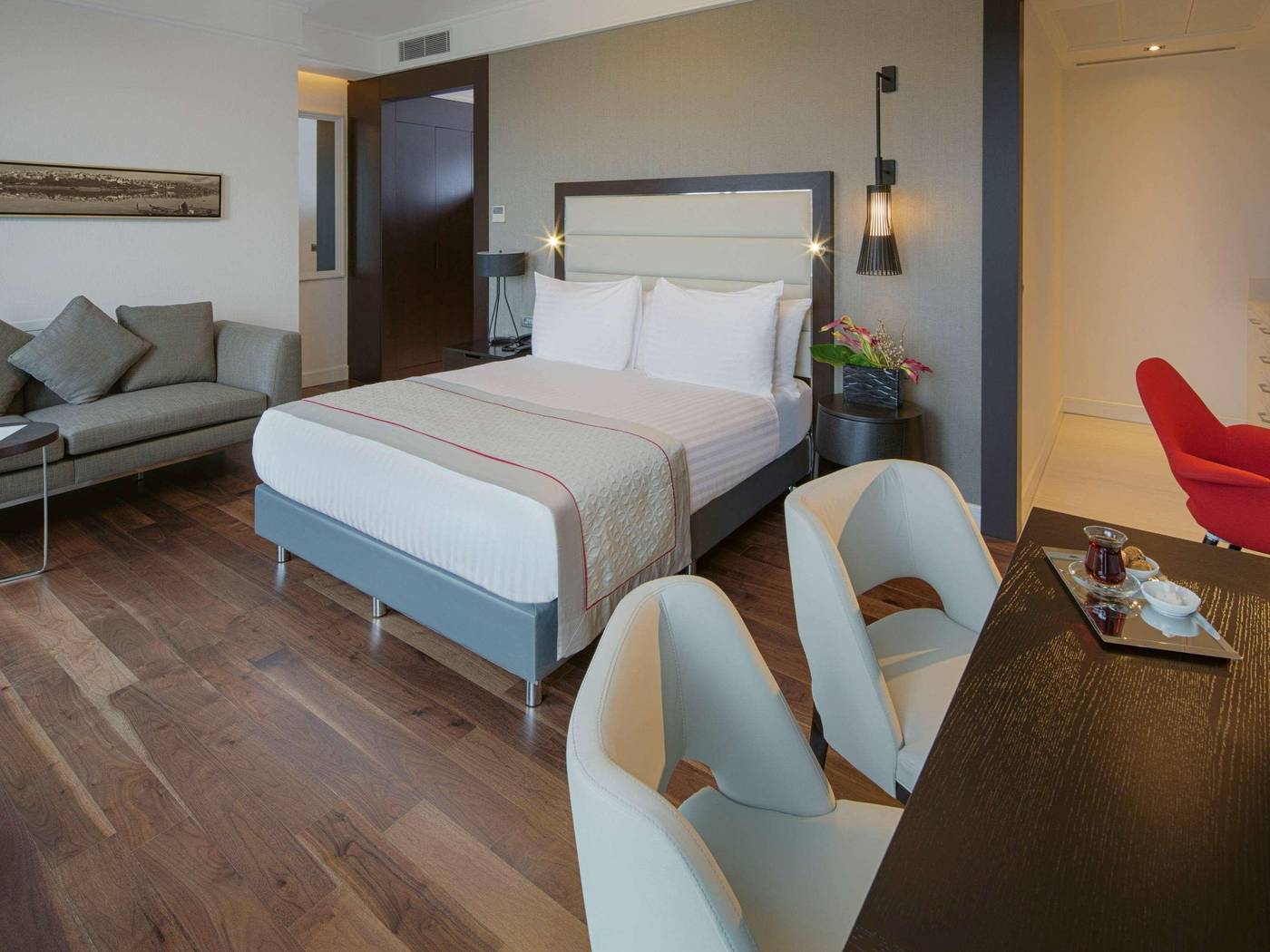 Movenpick-Hotel-Istanbul-Golden-Horn-Room-33