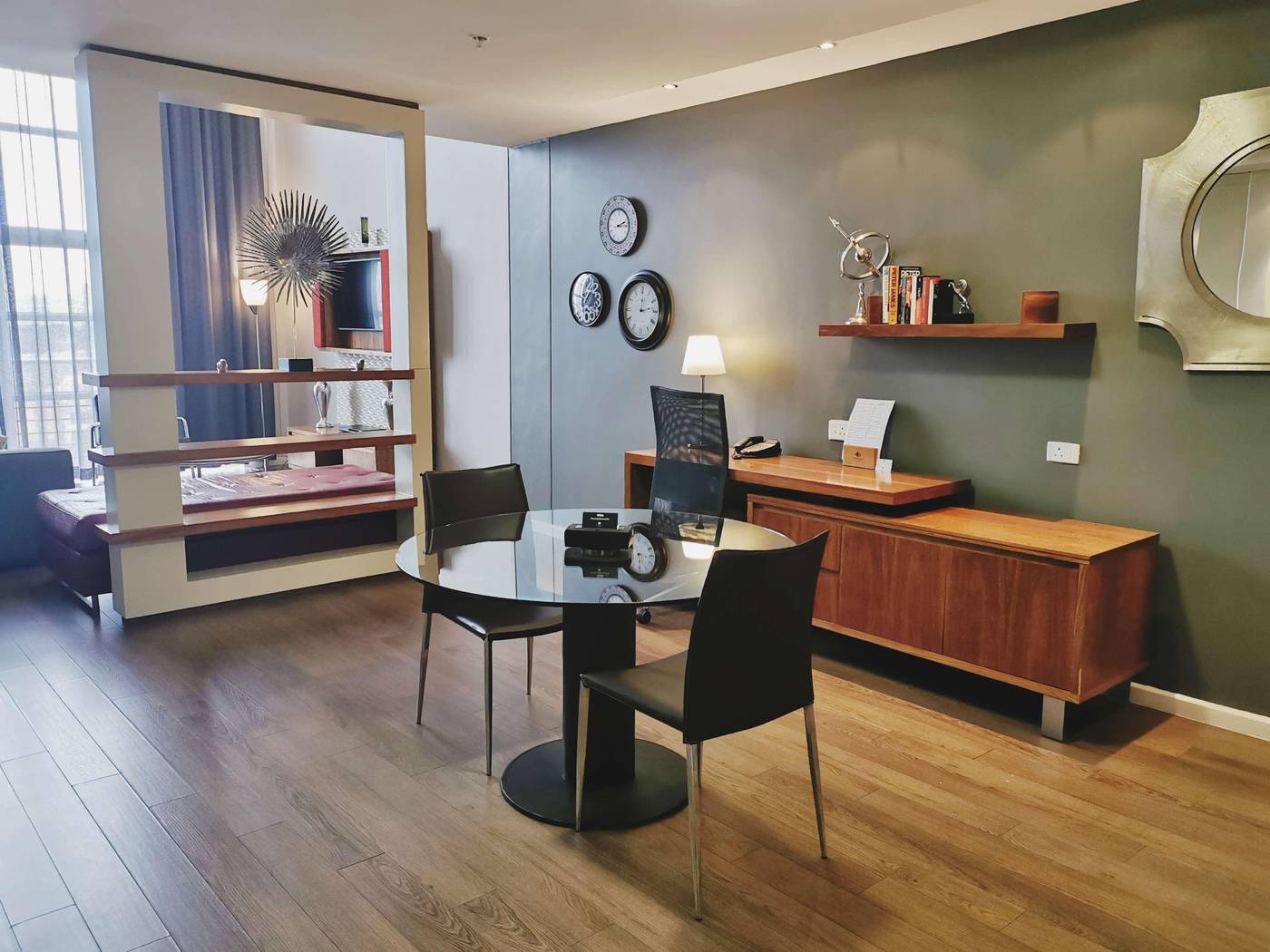 Doubletree-by-Hilton-Cape-Town-Room-8