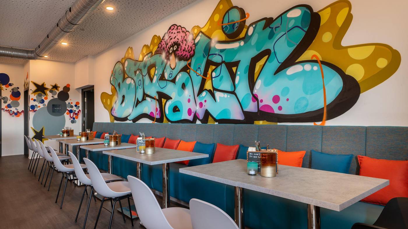 the-niu-Hide-Restaurant-14