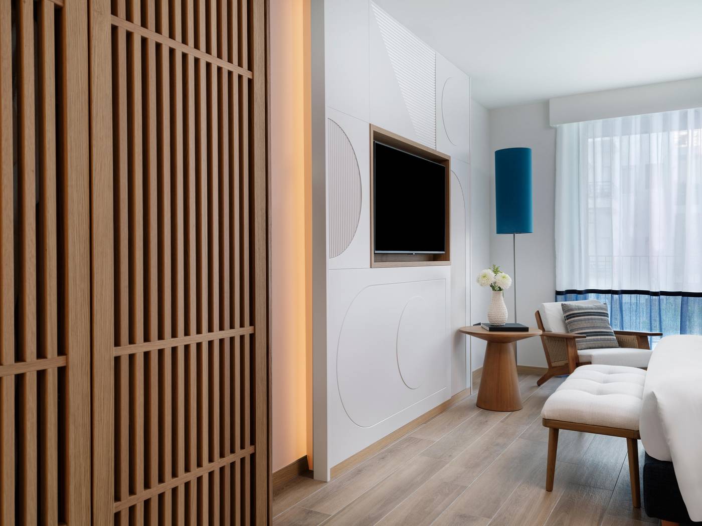 Avra-Collection-Hermes-Hotel-Room-36