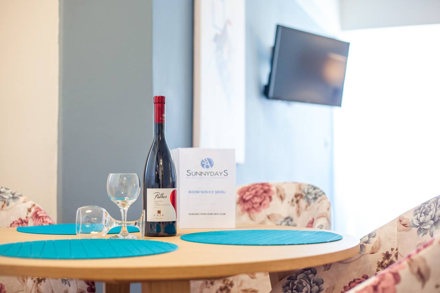 Sunny-Days-Apartments-Room-55