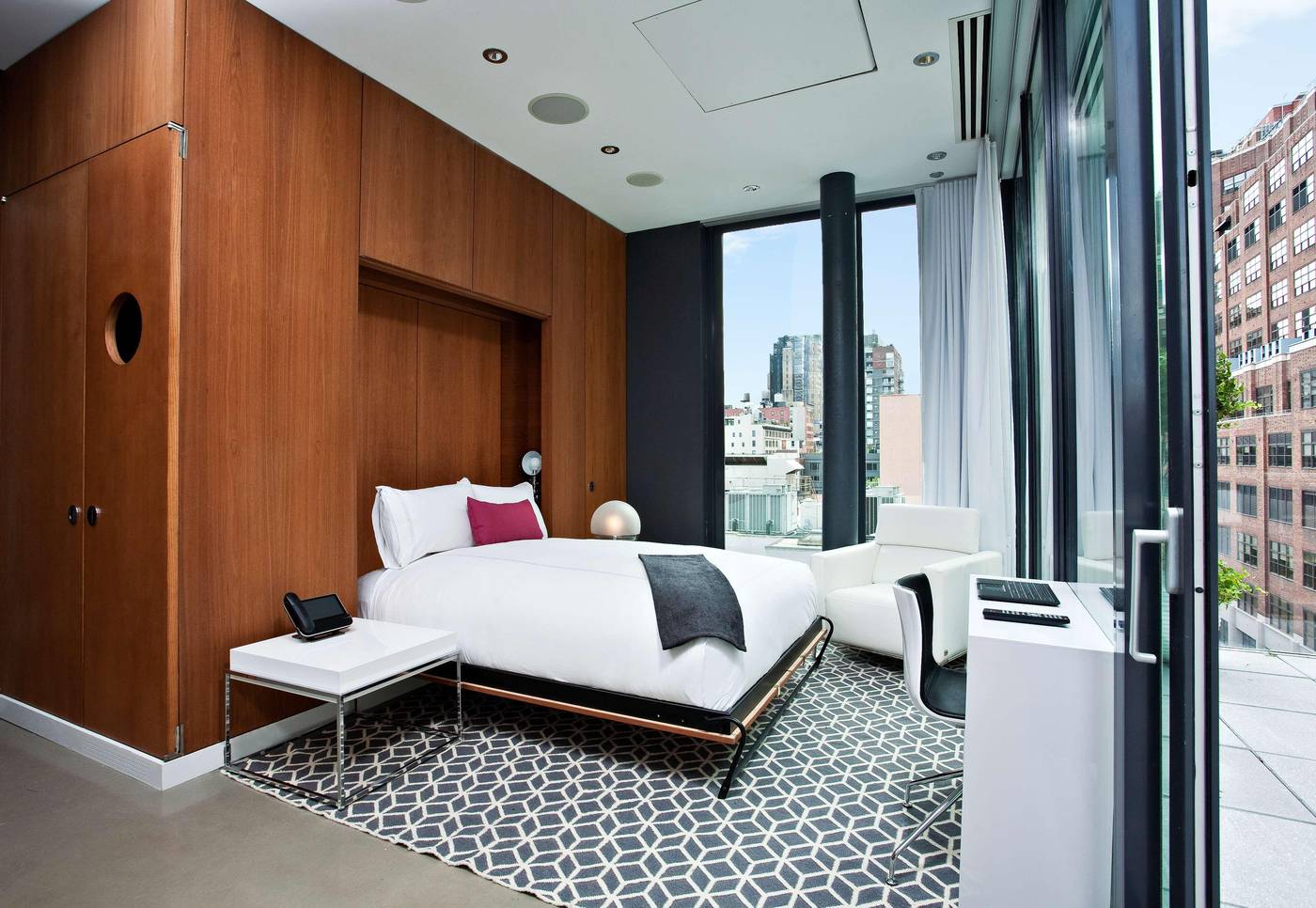 Dream-Downtown-Part-of-Hyatt-Room-11