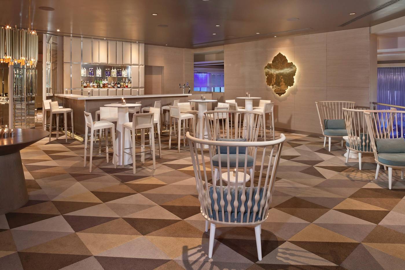 Melia-Nassau-Beach-All-Inclusive-Bar-51