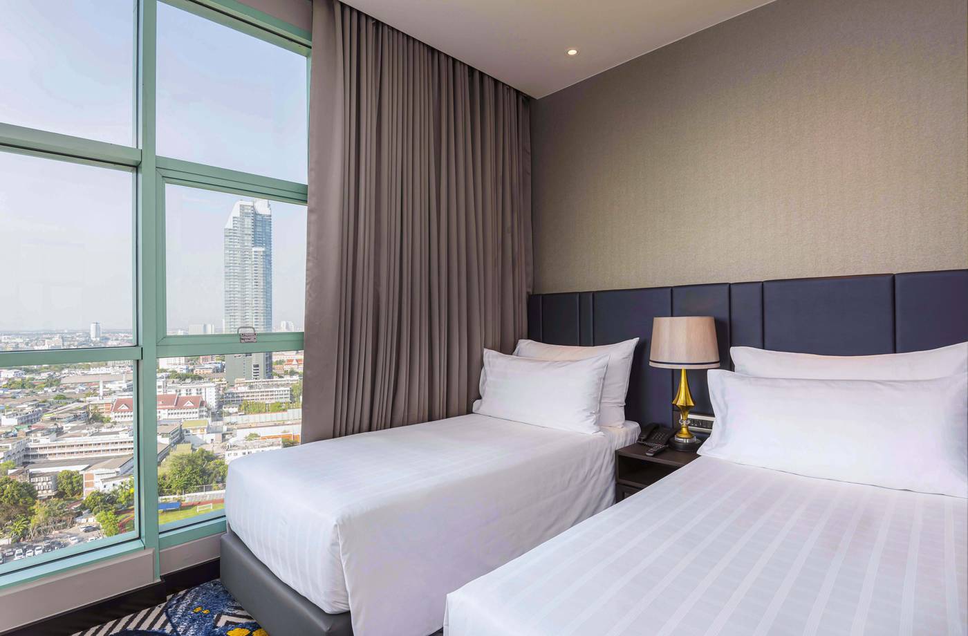Chatrium-Hotel-Riverside-Bangkok-Room-52