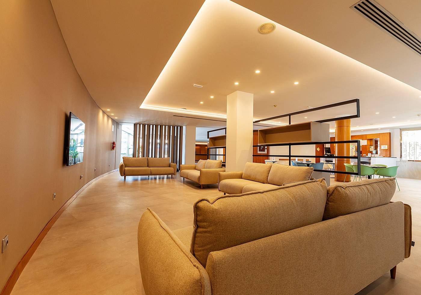 TRYP-Indalo-Almeria-Hotel-Lobby-29