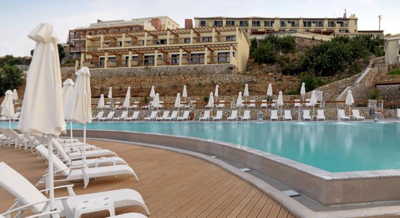 Louis-Apostolata-Island-Resort-Pool-3