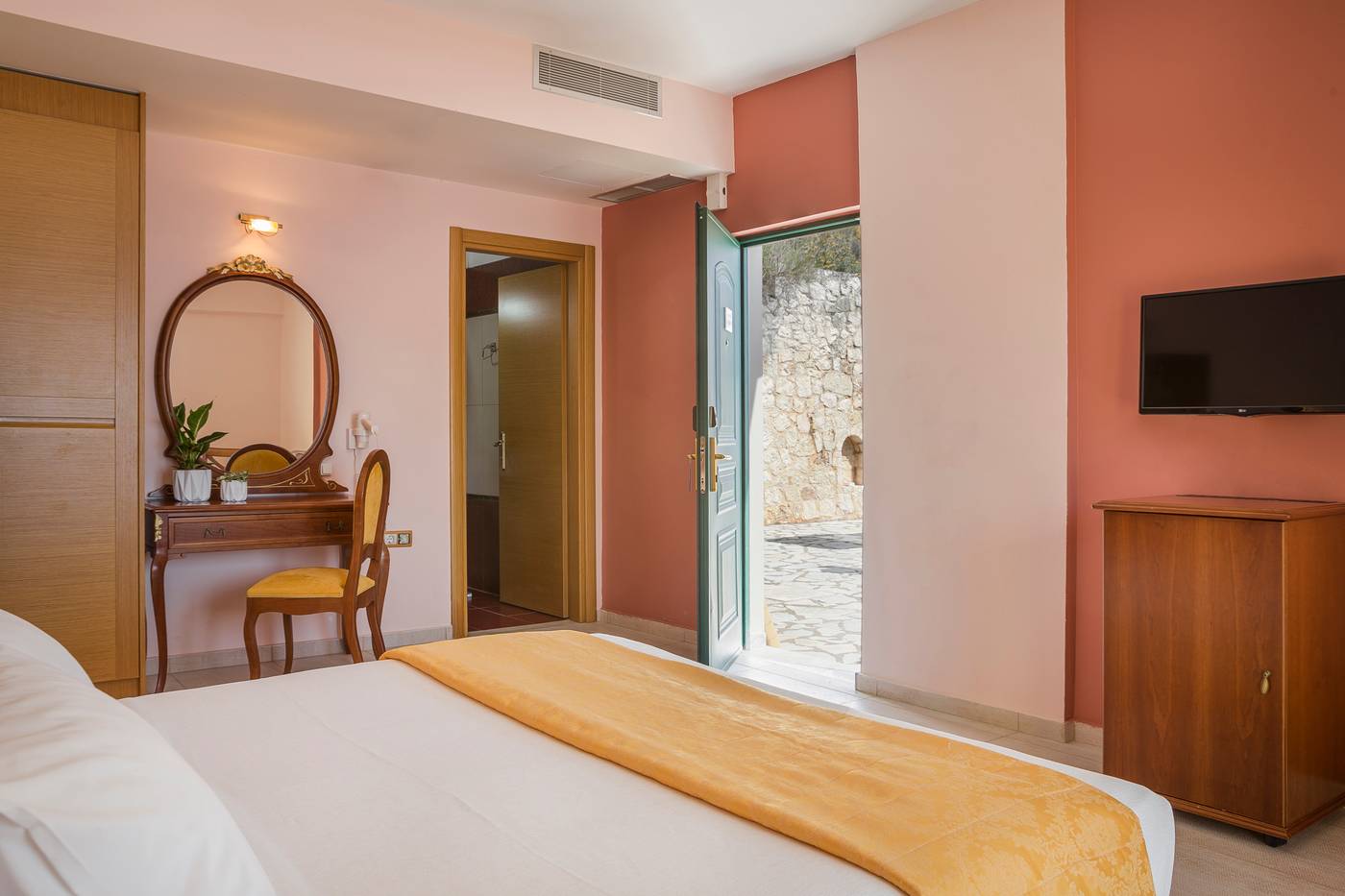 Kefalonia-Bay-Palace-Room-32