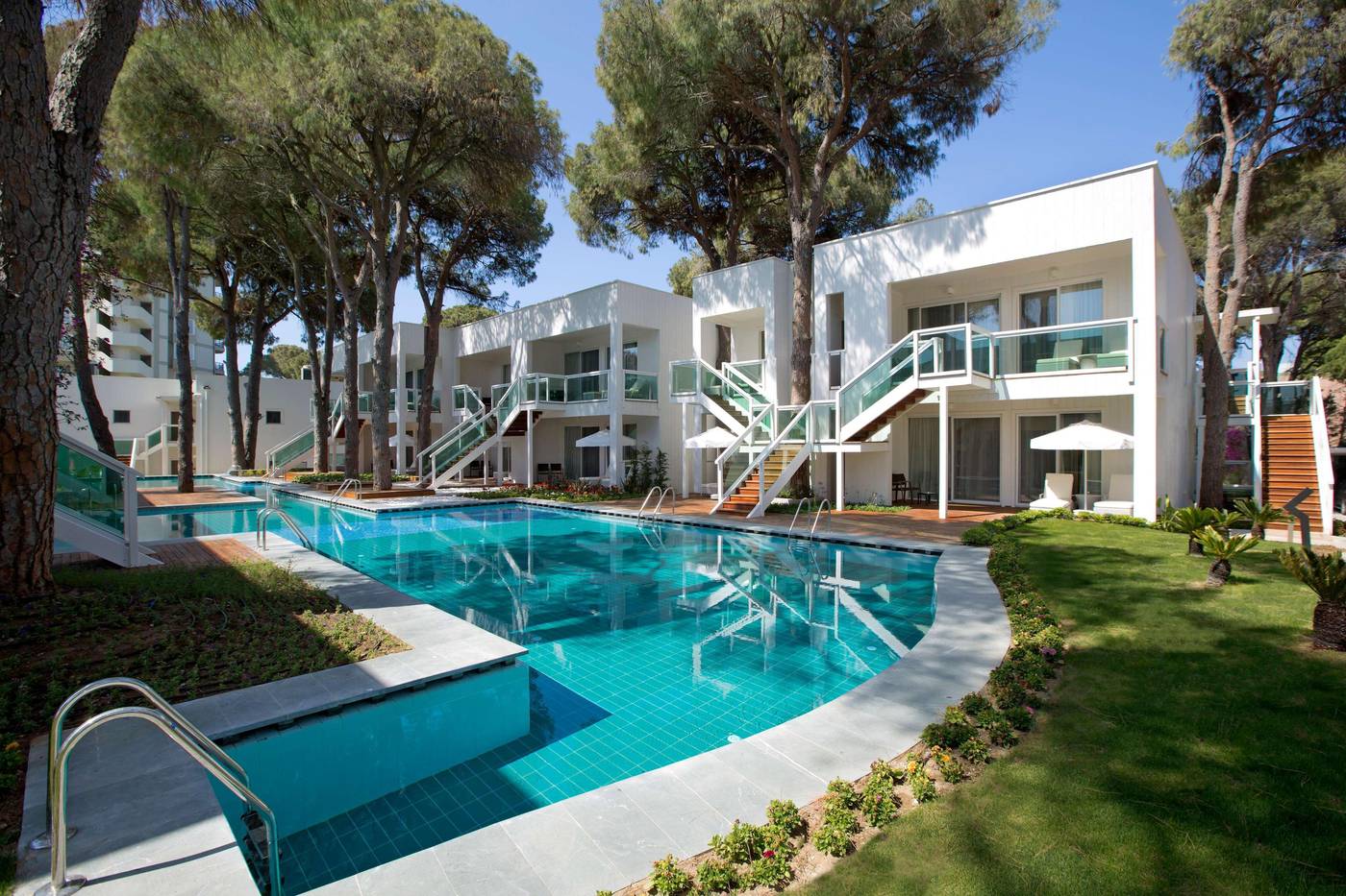 Papillon-Zeugma-Relaxury-Pool-4