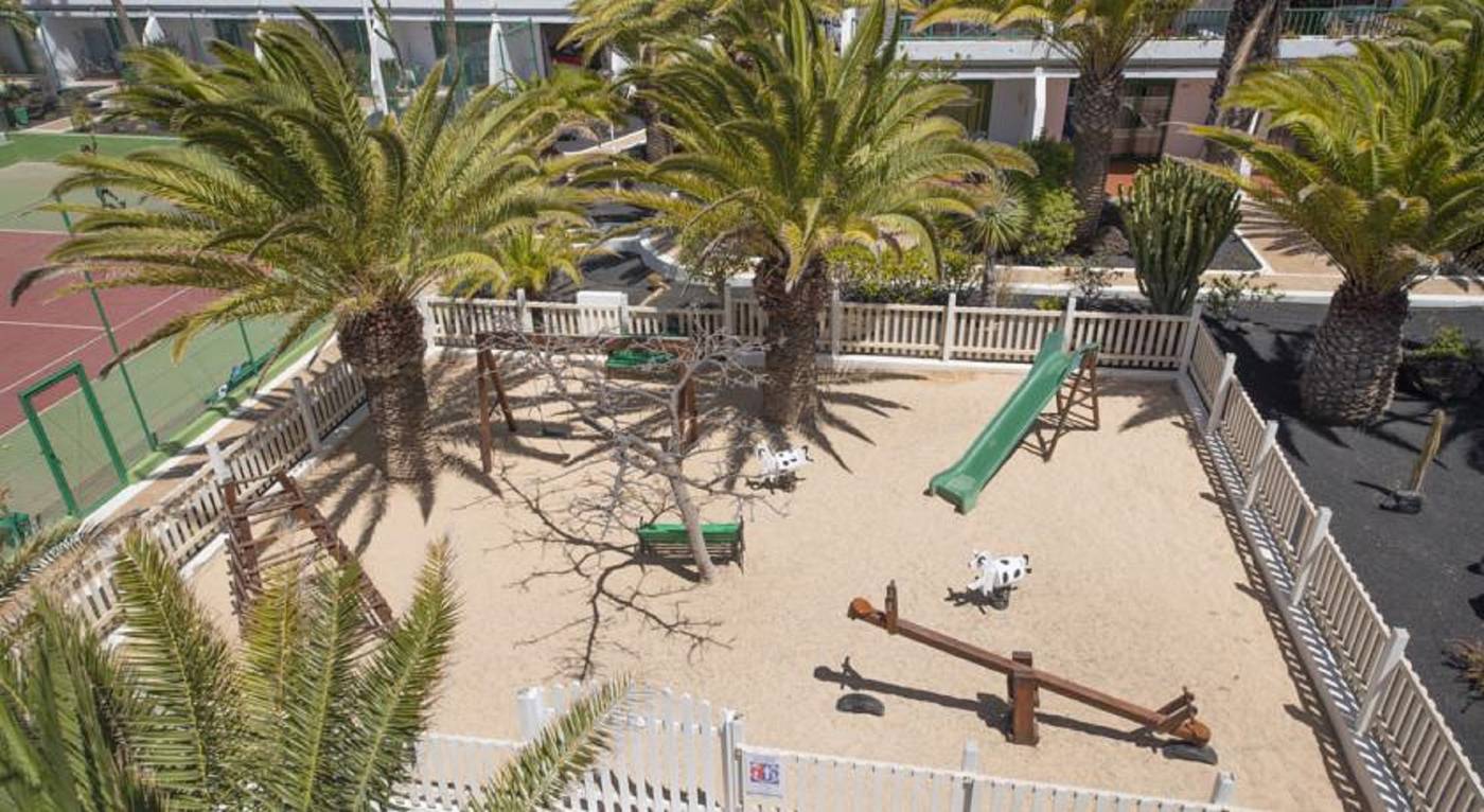 La-Pe----ita-Sports-and-Entertainment-64