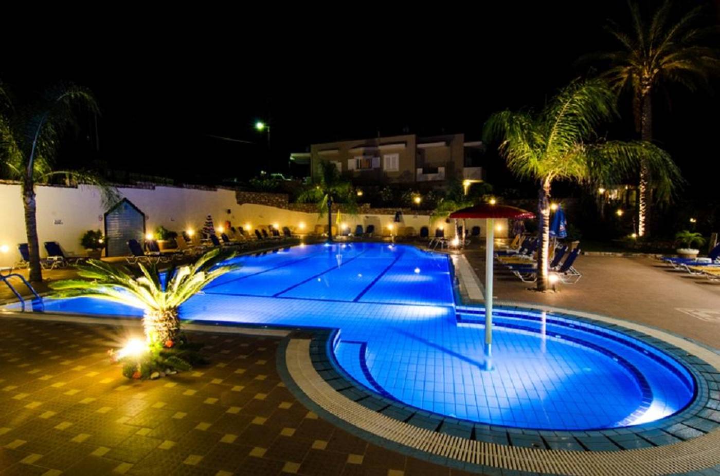 Real-Palace-Hotel---Studios-General-view-19