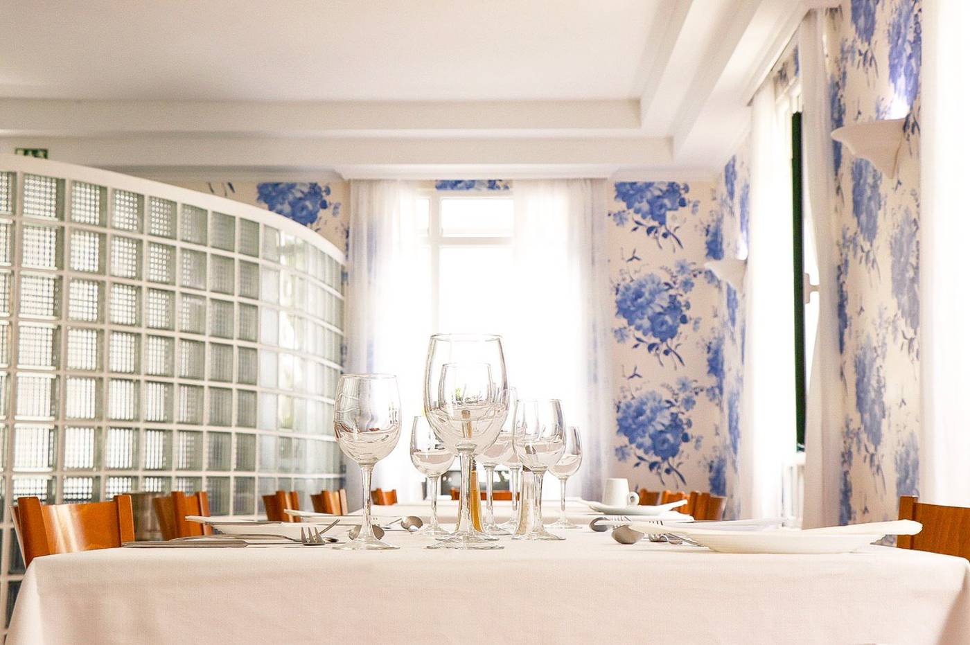 Residencial Amparo-Portugal-MACHICO-Restaurant-9