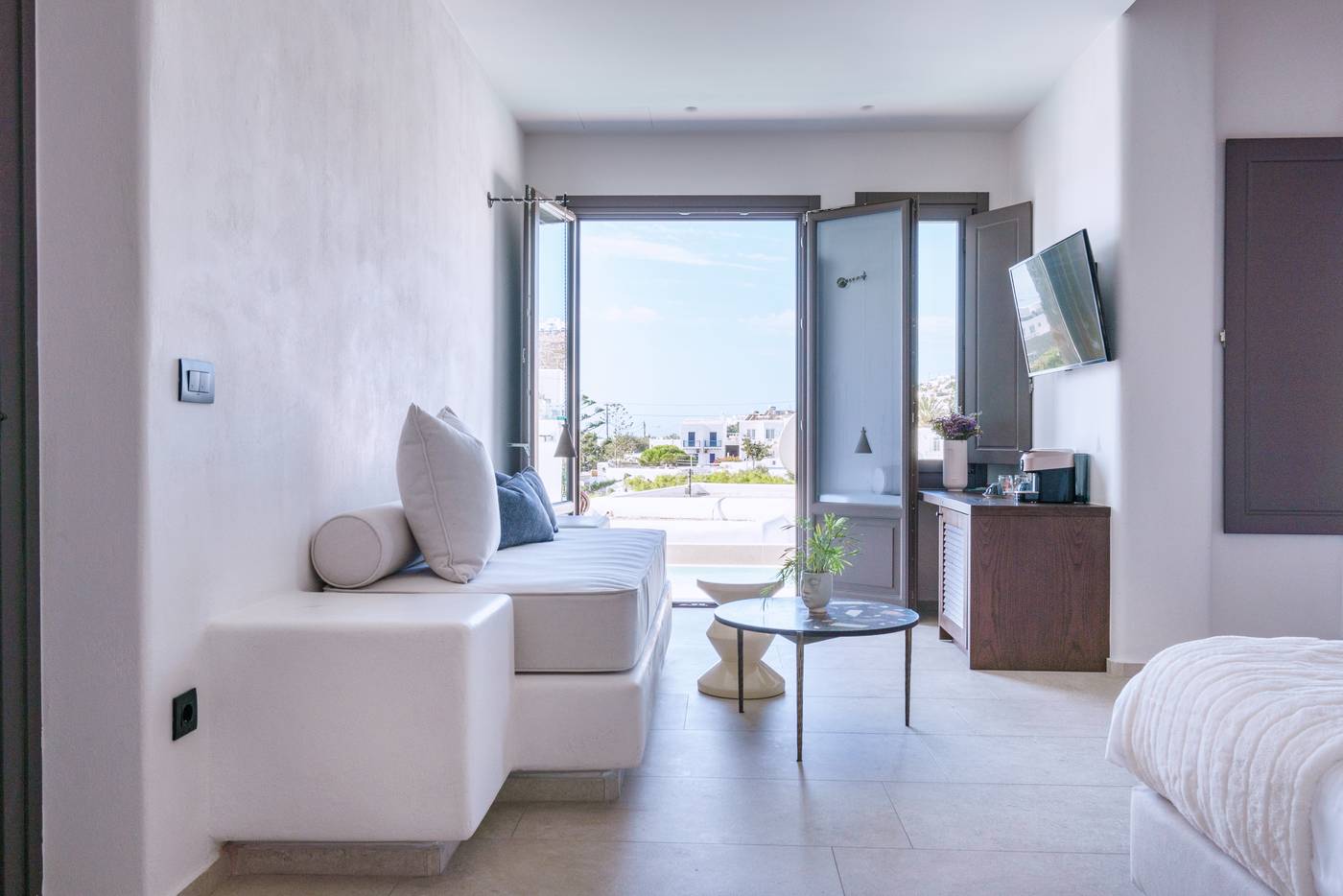 Pelican-Bay---Art-Hotel-Room-39