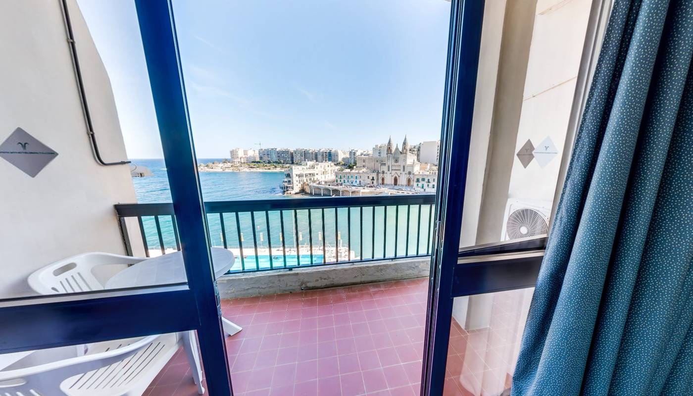 St-Julians-Bay-Hotel-General-view-36