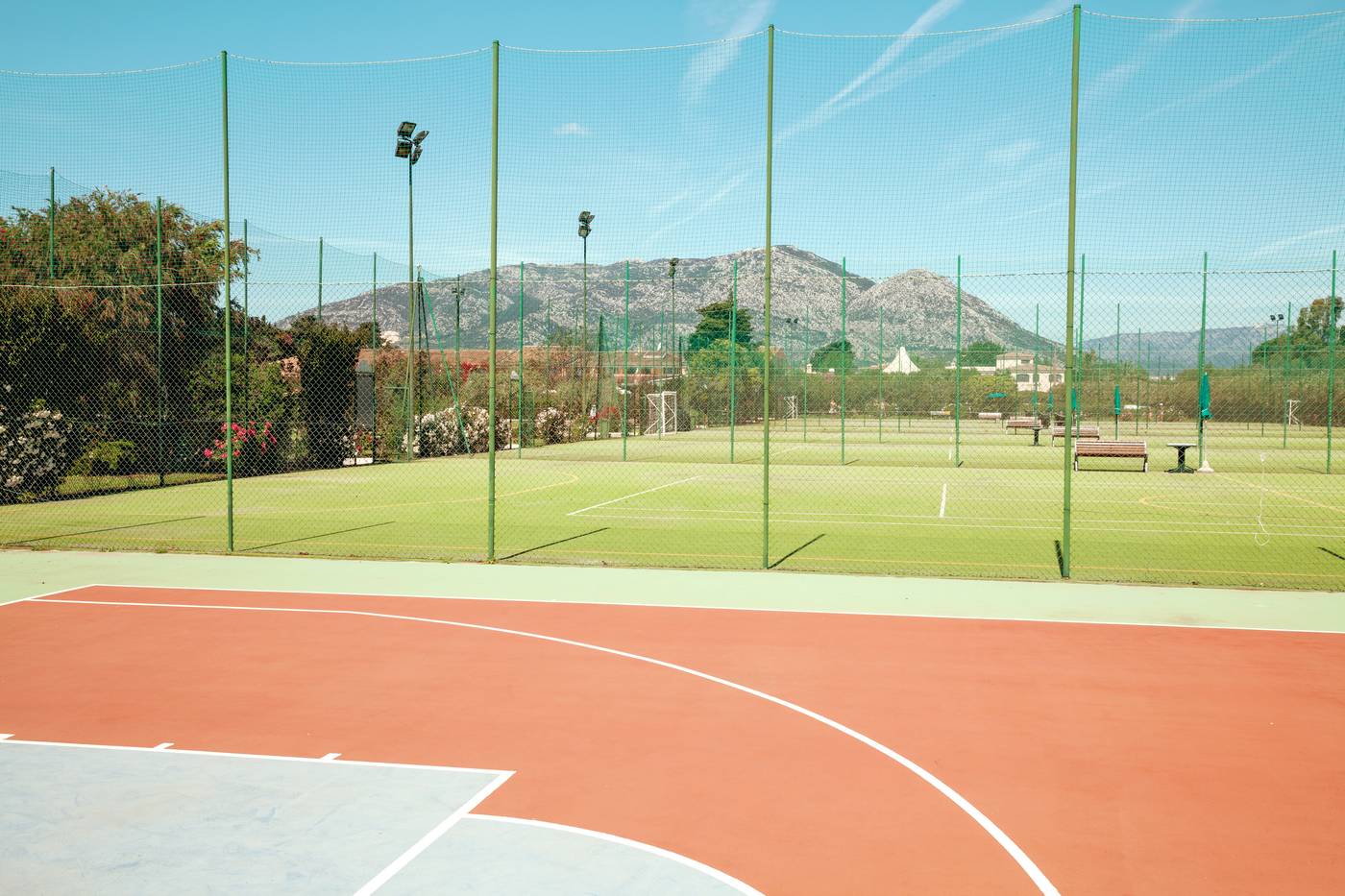 Sentido-Orosei-Beach-Sports-and-Entertainment-38