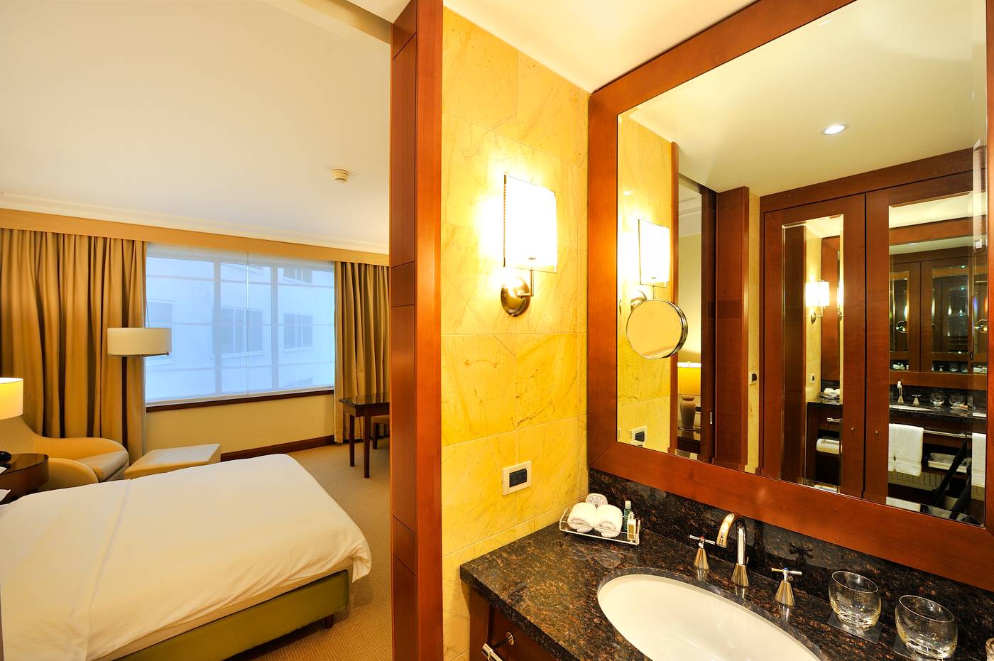 Regent-Warsaw-Hotel-Room-31