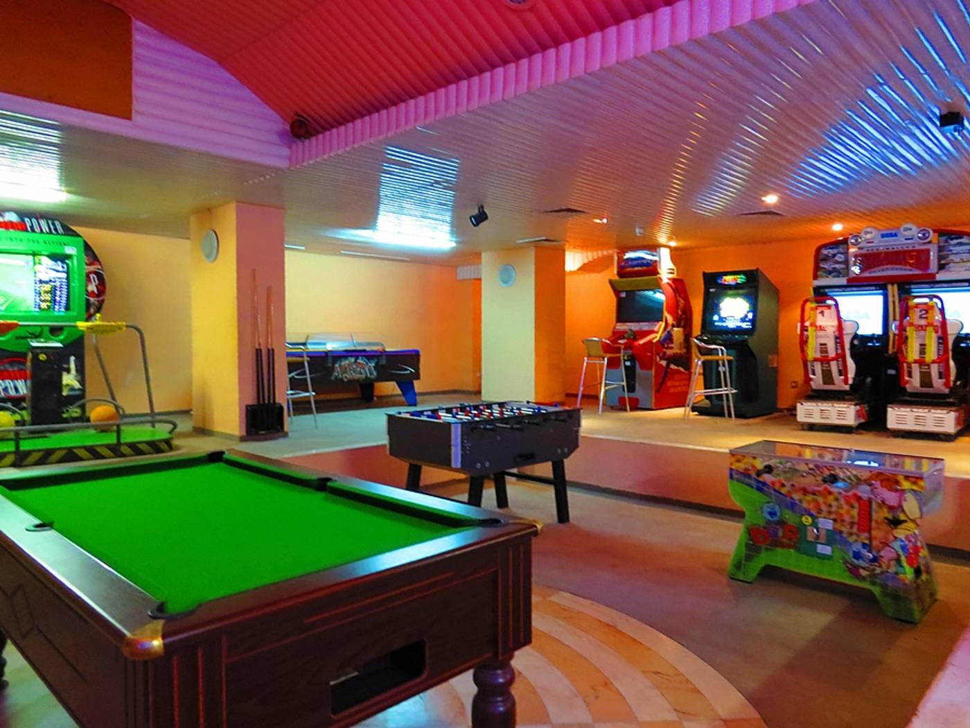 Alfamar-Beach---Sport-Resort-Sports-and-Entertainment-16