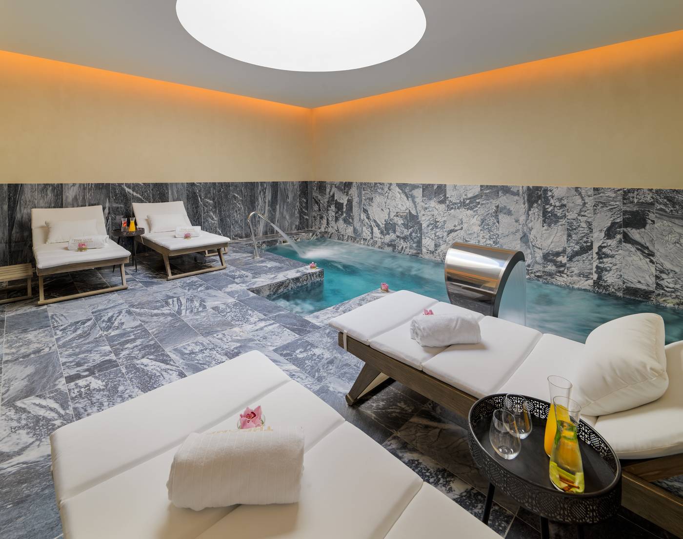 The-One-Palacio-Da-Anunciada-Pool-71