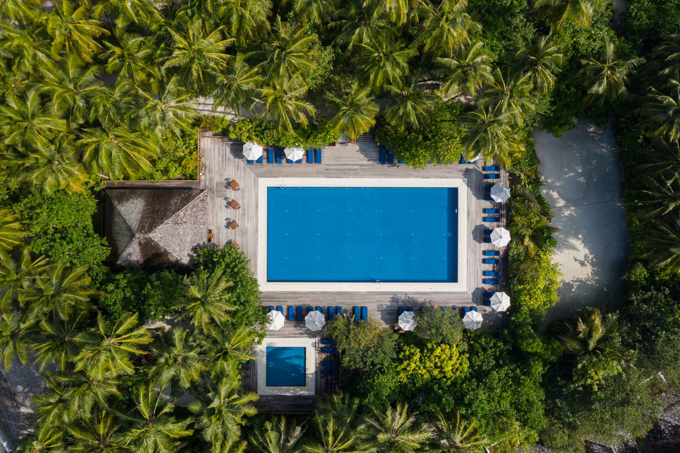 Vilamendhoo Island Resort & Spa